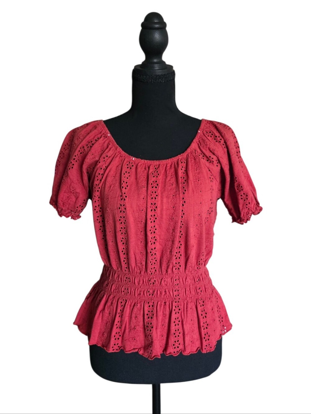 paper tee Rose Red Eyelet Peplum Blouse